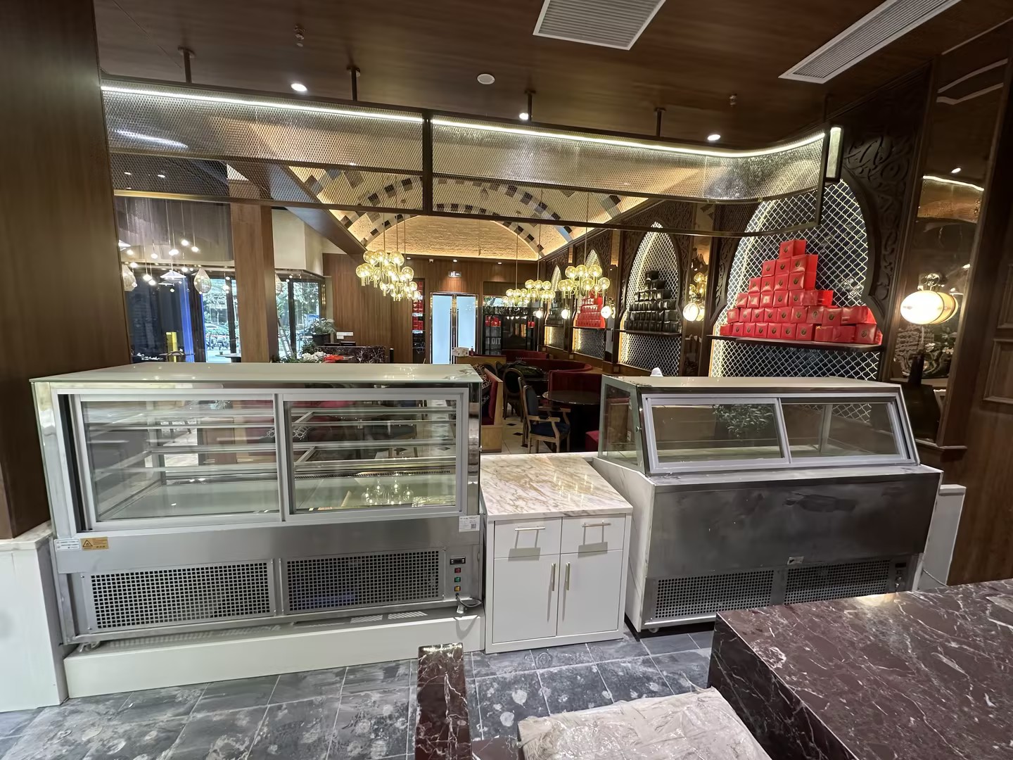 When You Enter a Space What Determines Your Feelings at the First Moment