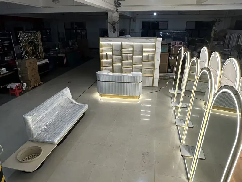 When British elegance meets contemporary salon aesthetics