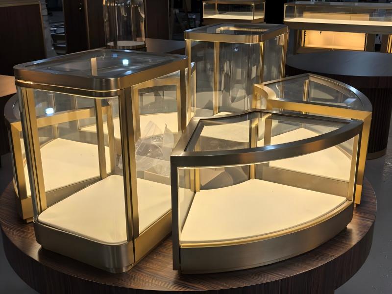 /uploads/image/2026/07/17/premium-lockable-jewelry-display-cases.jpg premium-lockable-jewelry-display-cases.jpg